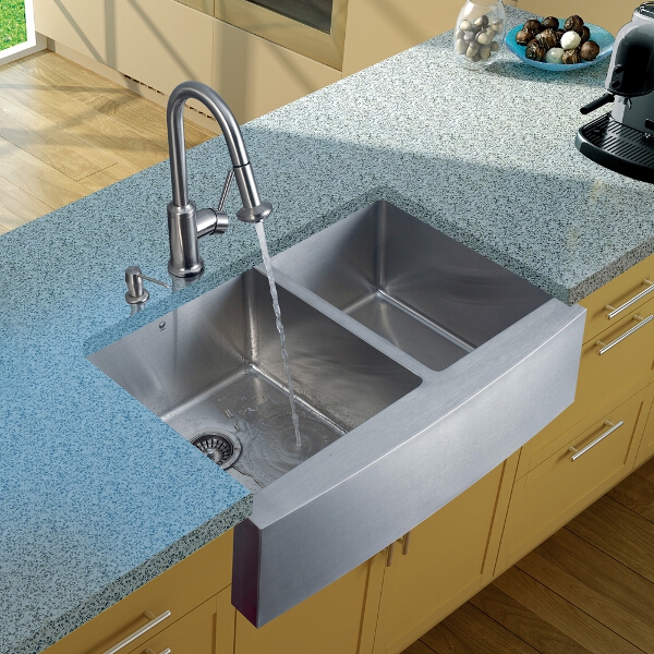 All-in-One 33-inch Stainless Steel Farmhouse Kitchen Sink and Astor Stainless Steel Faucet Set