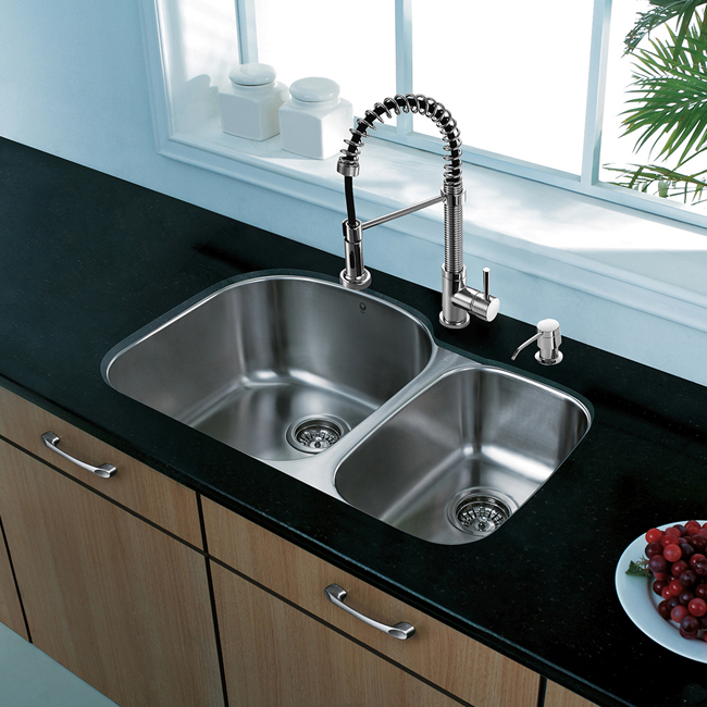 All in One 31-inch Undermount Stainless Steel Kitchen Sink and Chrome Faucet Set