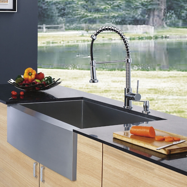 All-in-One 33-inch Stainless Steel Farmhouse Kitchen Sink and Edison Chrome Faucet Set