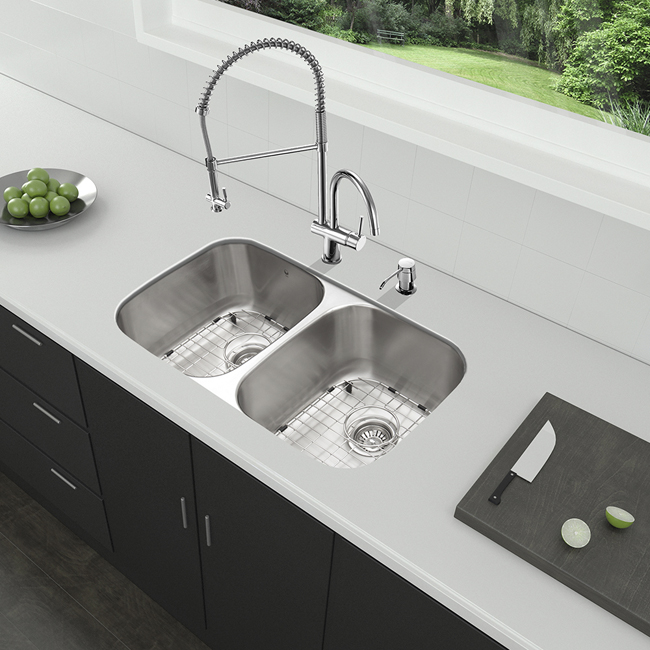 All in One 32-inch Undermount Stainless Steel Kitchen Sink and Chrome Faucet Set