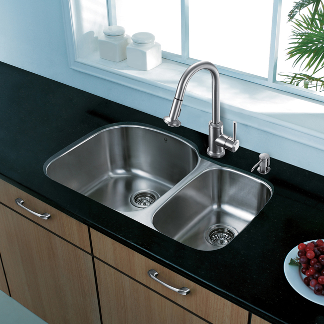 All in One 31-inch Undermount Stainless Steel Kitchen Sink and Faucet Set
