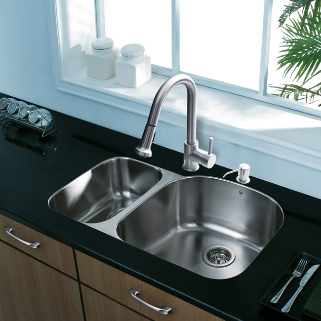 All in One 31-inch Undermount Stainless Steel Kitchen Sink and Faucet Set