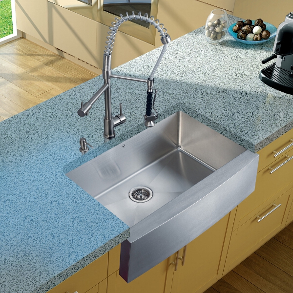 All-in-One 33-inch Stainless Steel Farmhouse Kitchen Sink and Zurich Stainless Steel Faucet Set